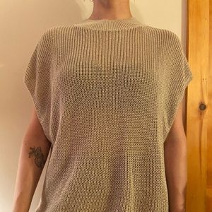 -SOLD- h&m sweater knit tank/vest